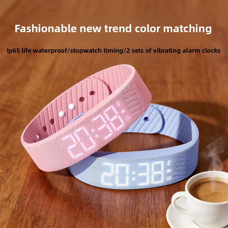 Running Watch - นาฬิกาปลุกดิจิตอล LED สายซิลิโคนปรับได้ ป้องกันการกดเลื่อนปลุก พร้อมเครื่องนับก้าวแบบสวมใส่ กันน้ำ